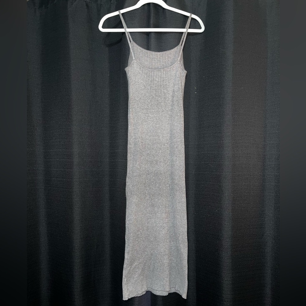 Ribbed dress - Picture 4 of 4